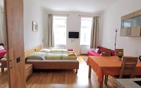 Apartments Hellwagstrasse
